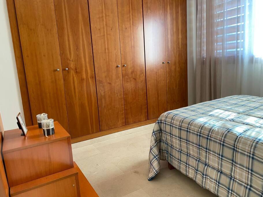 Modern 5-Bedroom Villa With Pool Montequinto Εξωτερικό φωτογραφία