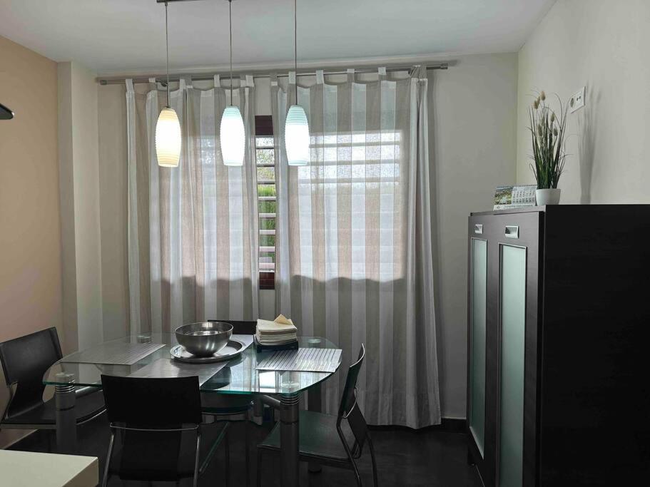 Modern 5-Bedroom Villa With Pool Montequinto Εξωτερικό φωτογραφία